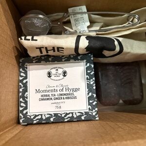 Moments of Hygge Herbal Tea Set